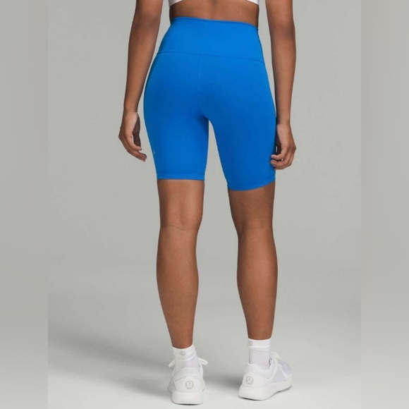 Lululemon Wunder Train High-Rise Short 8"
Poolside size 6! - Picture 1 of 5